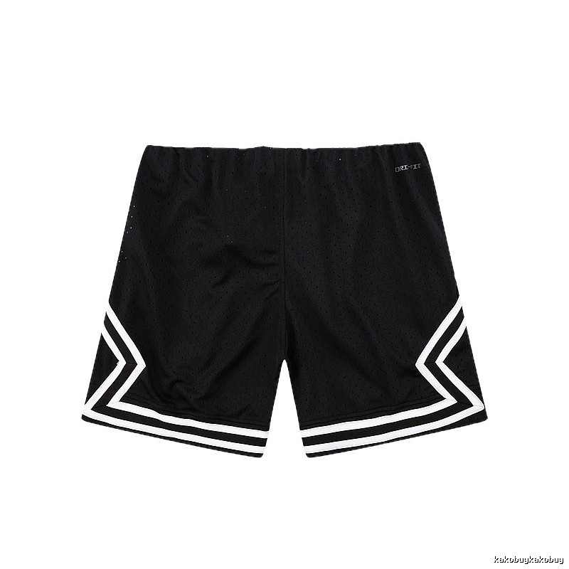 AJ sporty black shorts