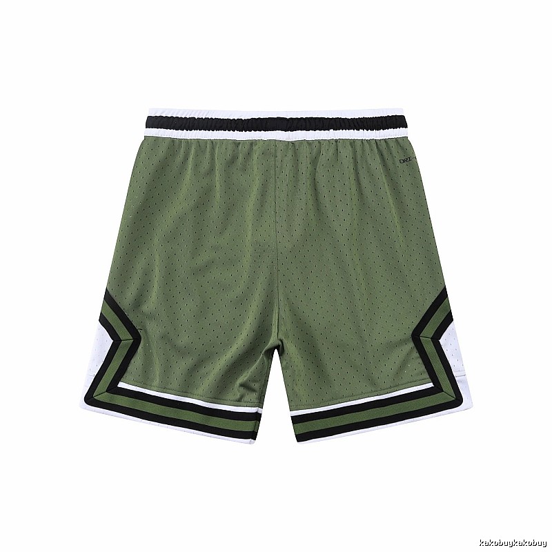 AJ sporty green shorts