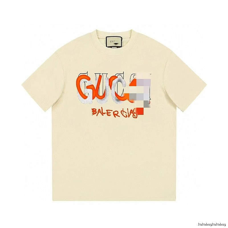 Balenciaga Co-branded Graffiti-style Beige Short-sleeve T-shirt