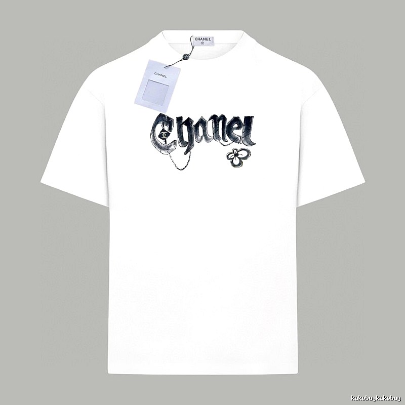 Chanel retro-style white T-shirt