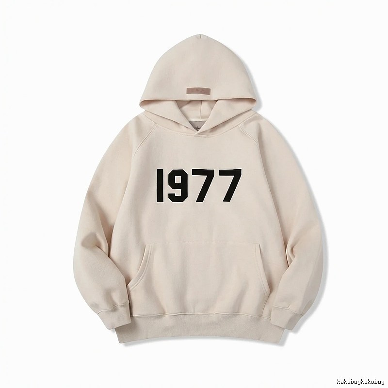 ESSENTIALS minimalist style off-white sweatshirt