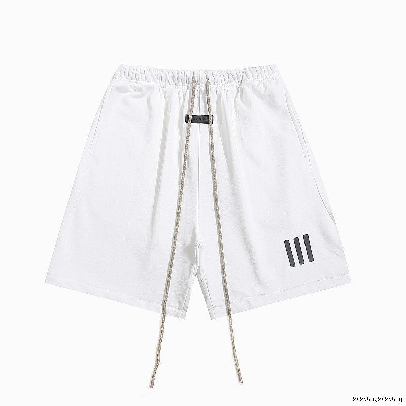 ESSENTIALS minimalist style white shorts
