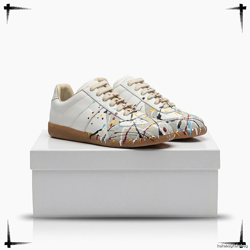 Maison Margiela German training graffiti-style white shoes