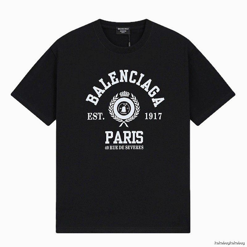 Vintage black short-sleeve T-shirt of Balenciaga